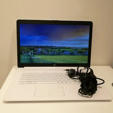 Kannettava tietokone HP laptop 17 ca0030no , laturi 