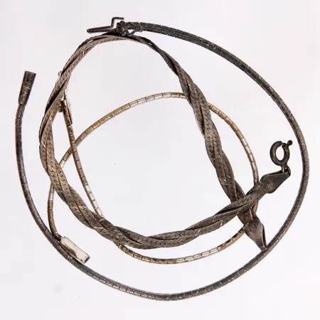 Kolme rannekorua, pituus 185mm, 925, paino 16,1g Paino: 16,1 g