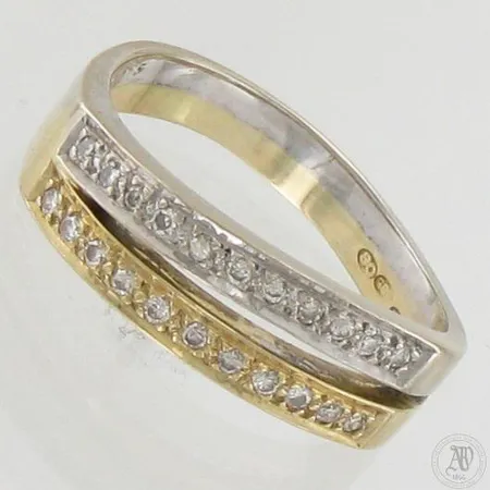 Timanttisormus 22xn.0.01ct, koko 17, 585 valko- ja keltakulta, paino 3,5g 