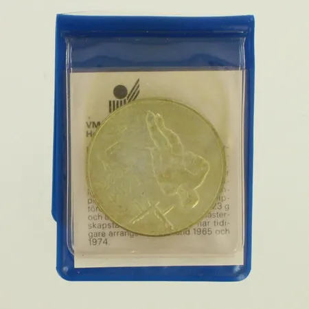 Juhlaraha, jääkiekon MM 1982, nimellisarvo 50mk, 500, paino 23g Paino: 23 g