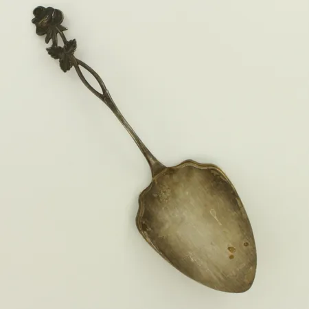 Kakkulapio, ruusu, taittunut, pituus 184mm, 813hopea, paino 27,6g 