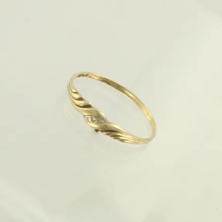 Timanttisormus 1xn.0.005ct, koko 17, 585, paino 0,6g 