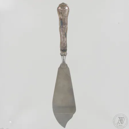 Kakkuveitsi, pituus 24cm, Chippendale, 830br, paino 73,7g Paino: 73,7 g