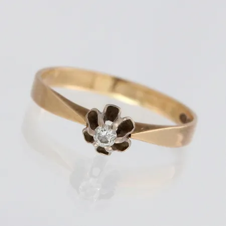 Timanttisormus 1xn.0.05ct, koko 16¼, 750, paino 1,6g Paino: 1,6 g