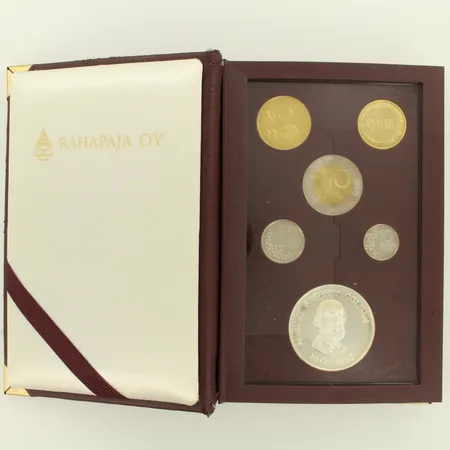 Vuoden 1994 käyttörahat laatikossa ja jetoni, 0534/4000, aitoustodistus,  jetoni 925, paino 31,0g 