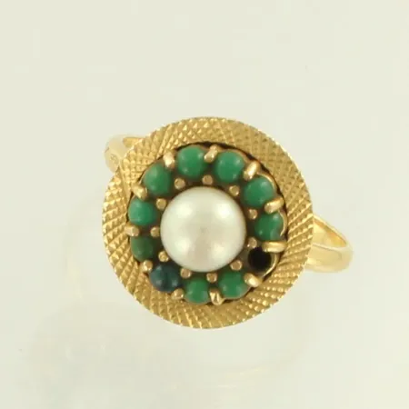 Kivisormus helmellä, yksi kivi puuttuu, koko 18, 585br, paino 4,7g 