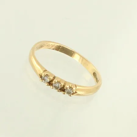 Timanttisormus 3xn.0.02ct, kaiverrettu, koko 16½, 585, paino 1,6g 