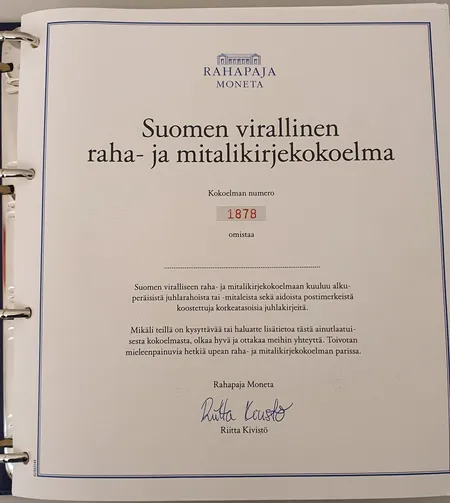 Suomen virallinen raha- ja mitalikirjekokoelma (18 kpl): Suomen EU-puheenjohtajuusraha 10 markkaa Nk/Ap, Nordia 2006 hopeamitali 925 35g, Eduskuntauudistuksen juhlaraha 20 925 25,5g, Vaasa 400 vuotta hopeamitali 925 38g, Urho Kalevi Kekkonen 25-vuotis juhlaraha 500 20g, J.V.Snellman hopearaha 10 925 25,5g, ''Tuntematon sotilas'' hopearaha 925 25,5g, Suomalaiset jäänmurtajat käyttöraha 5mk alumiinipronssi, Yleisurheilun MM 2005 kultaraha 20 900 1,73g, 60 rauhan vuotta- hopearaha 10 925 25,5g, Tove Jansson ja muumit mitali 925 27g, Albert Edelfelt 100 900 8,64g, Helsinki Olympialaiset 1952 juhlaraha 500 12g, Jean Sibelius juhlaraha 100mk 925 22g, Johan Ludvig Runeberg 925 27,4g, Tarja Halonen 60 vuotta mitali 925 39,3g, C.G.E. Mannerheim 10 925 27,4g, Jääkiekon MM-kisat 2003 kupari-nikkeli 