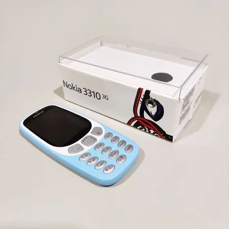 Matkapuhelin, Nokia 3310 3G DS AZU, pieniä käytön jälkiä, takuu päättyy 21.08.2021.