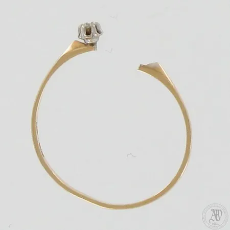 Viallinen timanttisormus 1xn0.01ct, 585, paino 0,8g 