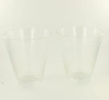 Kaksi juomalasia, Kastehelmi, design Oiva Toikka, kirkas, 0.30litraa, laatikko Lähetetään postipakettina.
