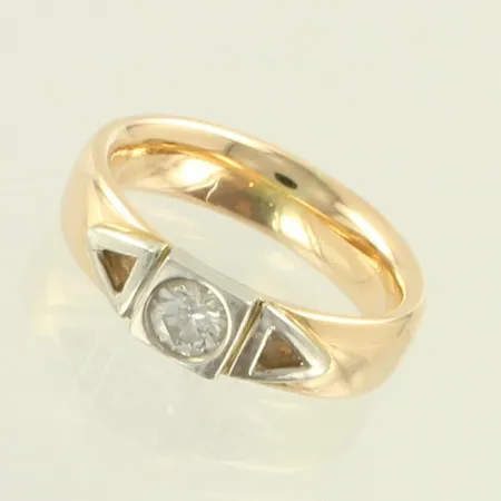 Timanttisormus 1xn.0.35ct, koko 16¾, 585 kelta- ja valkokulta, paino 7,4g
