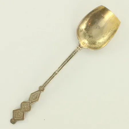 Sokerilusikka, kaiverrettu, pituus 110mm, 813, paino 8,9g 