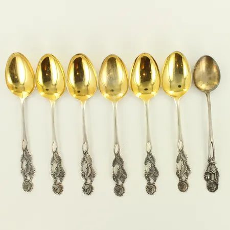 Seitsemän kahvilusikkaa, pituus 123mm, 830, paino 69,0g 