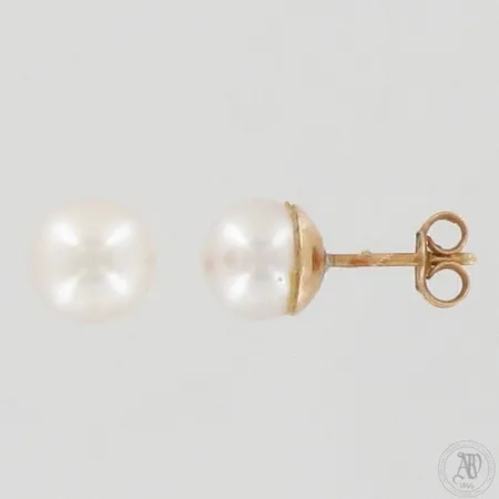 Helmikorvakorut, Ø 7mm, 585br, paino 1,4g 