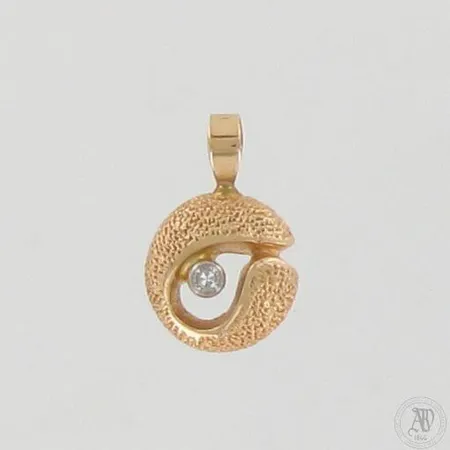 Timanttiriipus 1xn.0.01ct, korkeus ja leveys 12mm ja 8mm, 585, paino 0,5g  