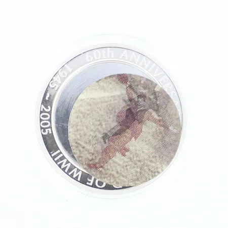 Viallinen hopeadollari, 999brhopea, paino 31,1g Paino: 31,1 g