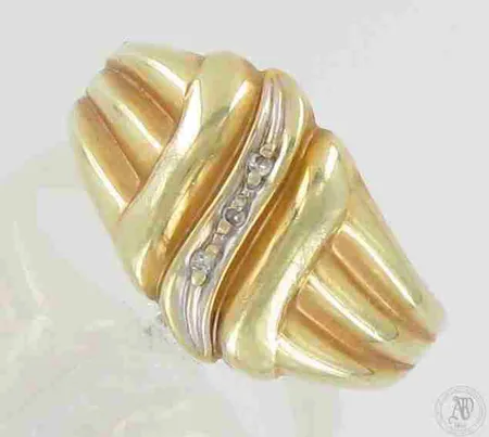 Timanttisormus 3xn.0.005ct, koko 17¾, 585, paino 2,7g 