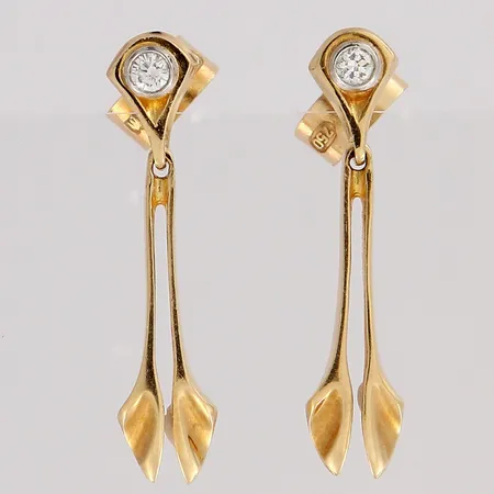 Timanttikorvakorut 2xn.0.05ct, korkeus 26mm, Lapponia, 750, paino 2,8g Paino: 2,8 g