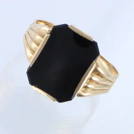 Kivisormus, koko, 22, 585br, paino 4,4g 