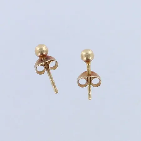 Korvakorut, korkeus 3mm, 585, paino 0,4g 