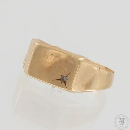 Viallinen kantasormus timantilla 1xn.0.005ct, 585, paino 2,0g Paino: 2 g