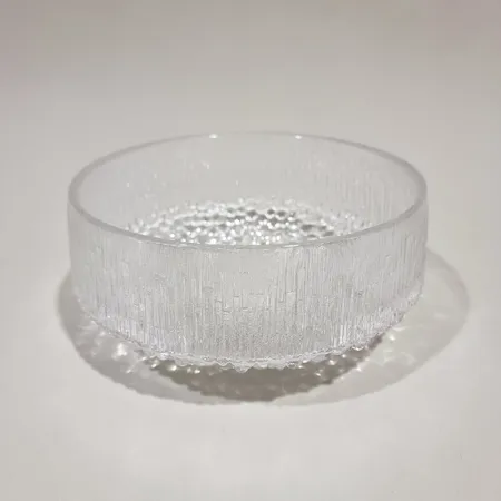 Kulho, Ultima Thule, Tapio Wirkkala, Ø 200mm Lähetetään postipakettina.
