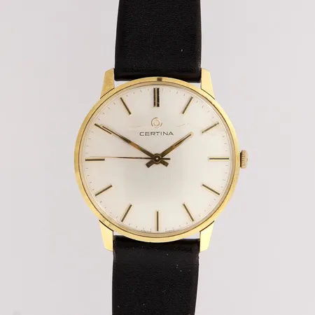 Kultarannekello, Certina, taulun Ø 34mm, pleksilaissa halkeama, mekaaninen, cal. 25-66, 585br, paino 31,0g