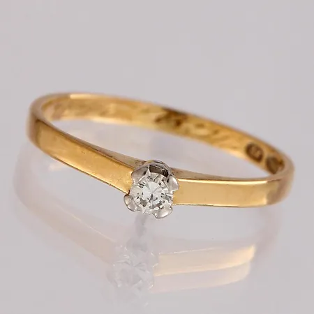 Timanttisormus 1xn.0.06ct, kaiverretu, koko 15½, 585, paino 1,5g