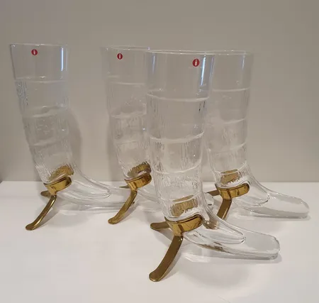 4 Juomasarvea Iittala Harald, korkeus 230mm, design Valto Kokko. Lähetetään postipakettina.