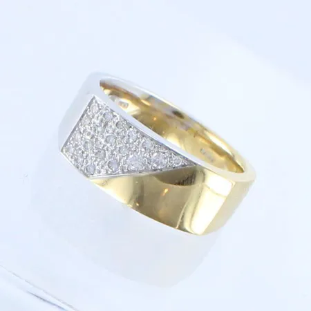 Timanttikantasormus 19xn.0.02-0.04ct,  koko  21¼, todistus, 750 valko- ja keltakulta, paino 18,3g Paino: 18,5 g