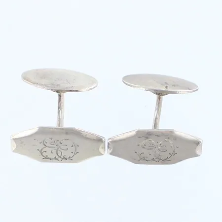 Kalvosinnapit, kaiverrettu, mitat 14,0x22,5mm, 813, paino 11,6g 