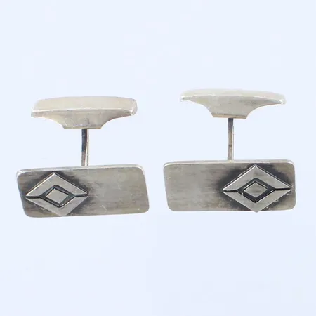 Kalvosinnapit, mitat 13,0x23,2mm, 925, paino 9,9g 