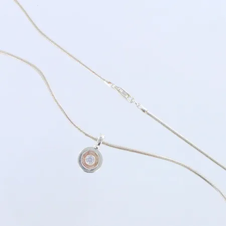 Kivikaulakoru, riipuksen korkeus 18mm, ketjun pituus 42cm, 925br, paino 10,4g 