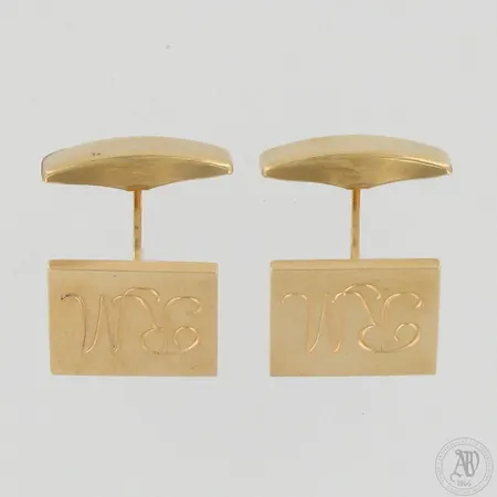 Kalvosinnapit, kaiverrettu, mitat 15x15mm, 750br, paino 12,9g Paino: 12,9 g