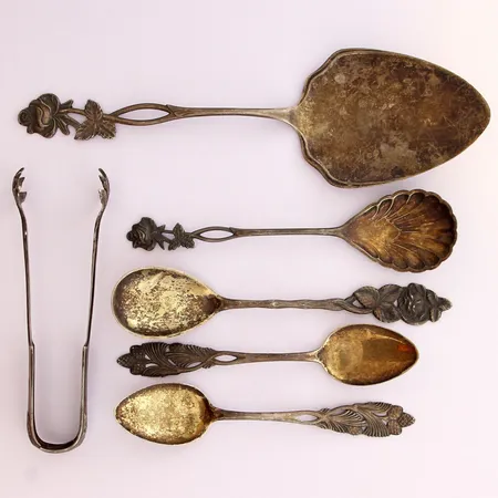 Hopea ateriamia, osa viallisia, osa kaiverrettu, 813, paino 93,9g Paino: 93,9 g