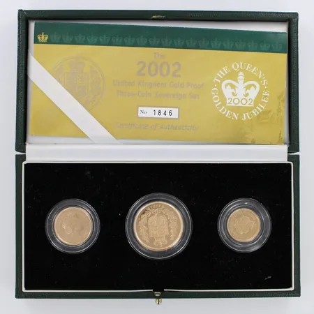 Kultaraha sarja, Englanti 2002 Sovereign Set 3, nro. 1846, aitoustodistus ja alkuperäislaatikko, 916, kolikoiden yhteispaino 27.9g Paino: 27,9 g