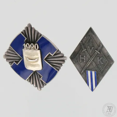 Helsingin suojeluskunta 1918 - sininen pataljoona ja Helsingin suojeluskunta 1920 (RR). 