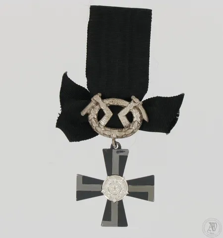 Kunniamerkki, VR 4 (1941) sururisti 