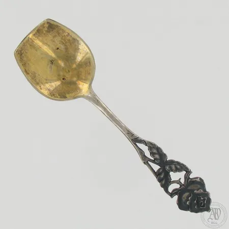 Sokerilusikka, Ruusu, pituus 100mm, 813, paino 9,7g Paino: 9,7 g