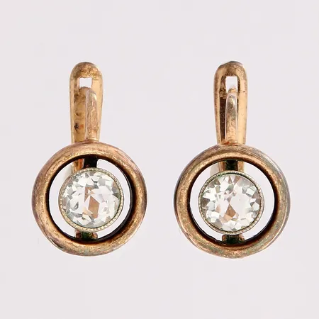 Kivikorvakorut, korkeus 15mm, leveys 10mm, 875br hopeaa, paino 3,4g Paino: 3,4 g