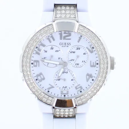 Rannekello Guess Prism W13564L1, taulun Ø 40mm rannelkkeen pituus 160mm, quartz:paristo loppunut, ranneekeen materiaali muovia