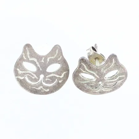 Korvakorut, korkeus 14,5mm, 925, paino 2,5g 
