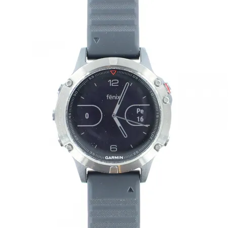 Urheilukello Garmin, Fenix 5, S/N 536036742, mittaa kaikkia urheilulajeja, 1,2" näyttö, halkaisija 47 mm, Bluetooth-yhteys, USB-lataus/tiedonsiirtokaapeli