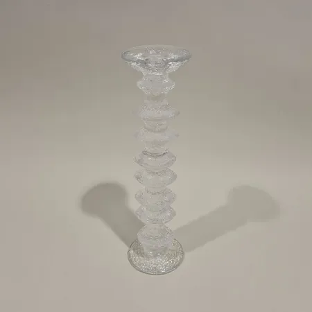 Kynttilänjalka Iittala, Festivo, design Timo Sarpaneva, korkeus 310mm Lähetetään postipakettina.