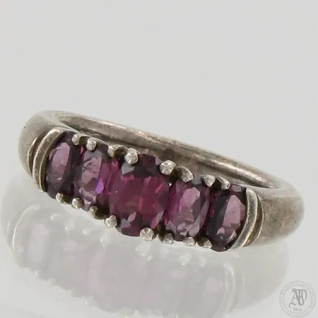 Kivisormus, koko 16¾, 925br,  Paino: 4,3 g