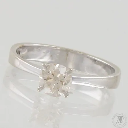 Timanttisormus 1xn.0.65ct, koko 17¼, 585,  Paino: 3,1 g