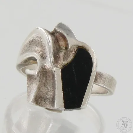 Hopeasormus, Lapponia - Zoltan Popovits, koko 18, valmistettu 1992, 925br, Paino: 6,8 g