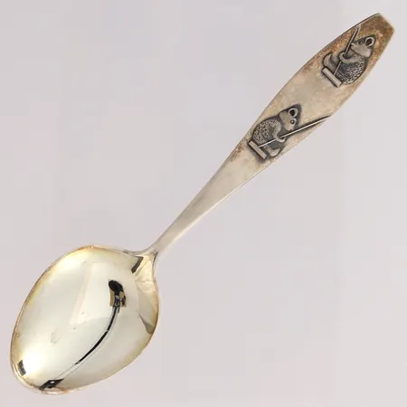 Yksi Kummilusikka, 150mm, 830, Paino: 32,9 g
