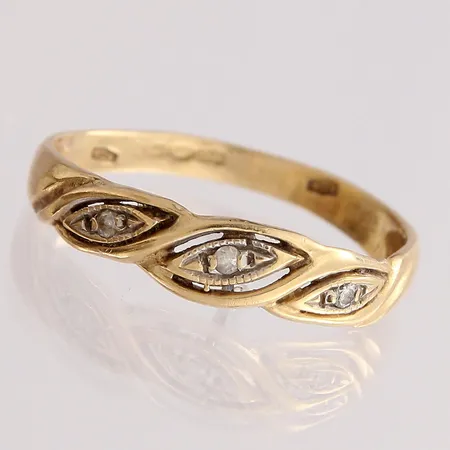 Timanttisormus 3xn.0.005ct, käytön jälkiä, koko 17¾, 585, Paino: 1,4 g